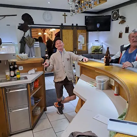 Fruehstueckspension Zur Post Hotel 2*