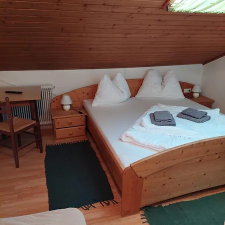 Fruehstueckspension Zur Post 2*