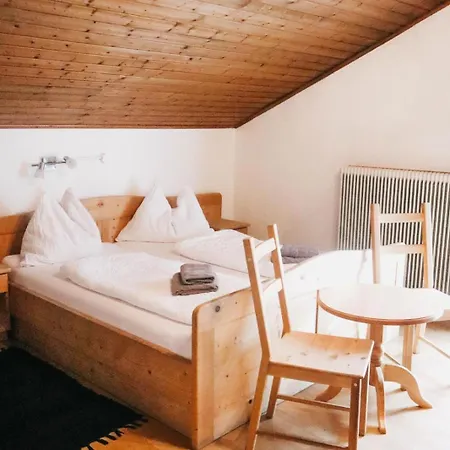 Fruehstueckspension Zur Post 2*