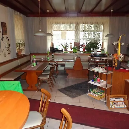 Hotel Fruehstueckspension Zur Post 2*