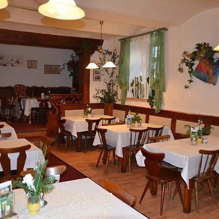 Hotel Zur Post Taxenbach