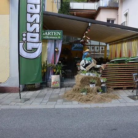 Fruehstueckspension Zur Post 2* Taxenbach