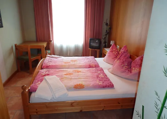 Fruehstueckspension Zur Post Taxenbach